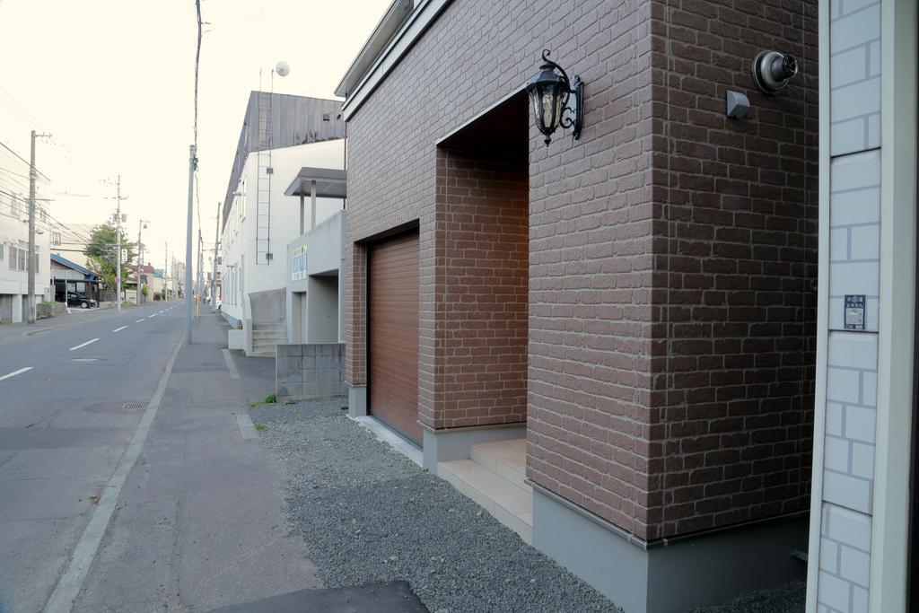 Ocho Guest House Sapporo Esterno foto